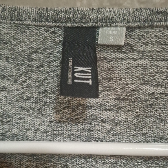 Kut from the Kloth Gray Knit Top Size S - Picture 3 of 7